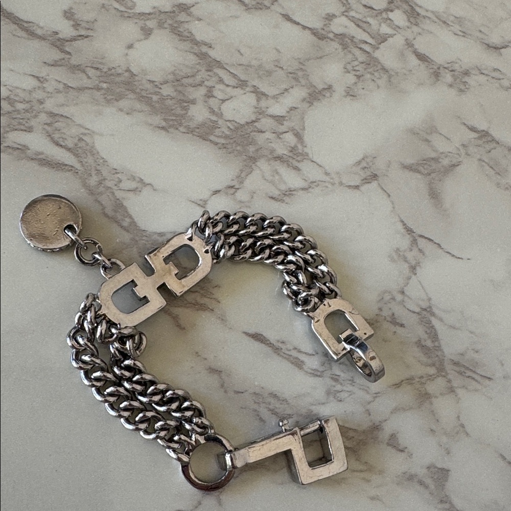 Givenchy Bracelet - Picture 4 of 11